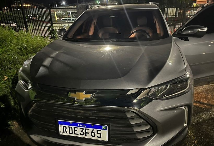  Homem é preso com carro e celular roubados na Operação Travessia