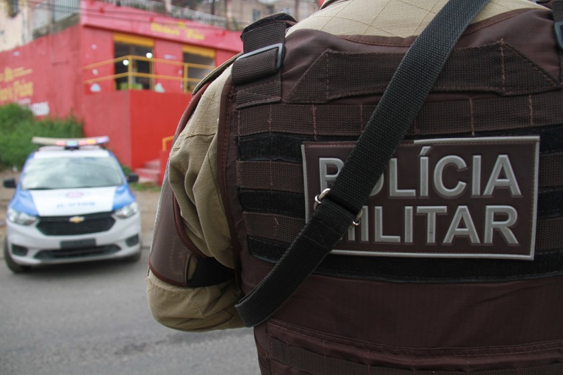  Grupo de mulheres são assaltadas em ponto de ônibus de Camaçri