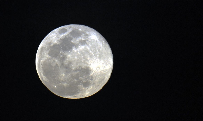  Noite desta quarta-feira (30) terá Superlua Azul