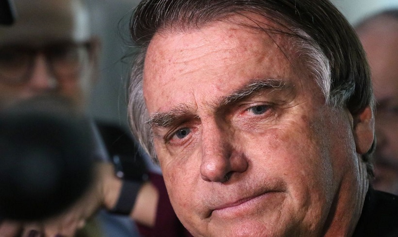  Bolsonaro vira réu por incitação ao crime de estupro