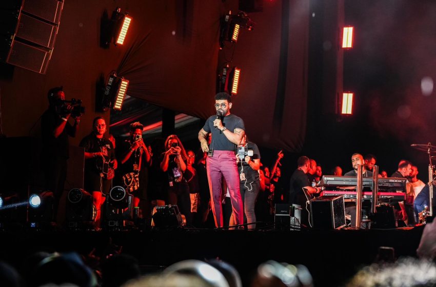  Pablo reúne 30 mil pessoas em noite de estreia da turnê comemorativa na Bahia