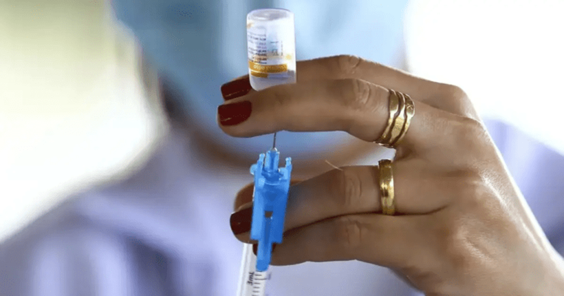  Ministério da Saúde envia 700 mil doses da vacina moderna para combater variante XBB