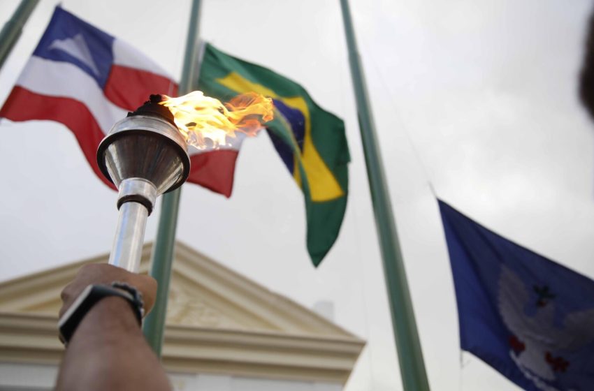  Dias d’Ávila revive a chama da história com o Fogo Simbólico da Independência em 2024